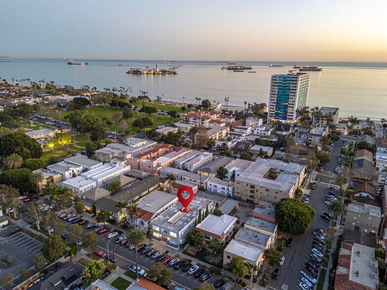 1820 E 2nd St, Long Beach, CA à vendre - Photo du bâtiment - Image 2 de 15
