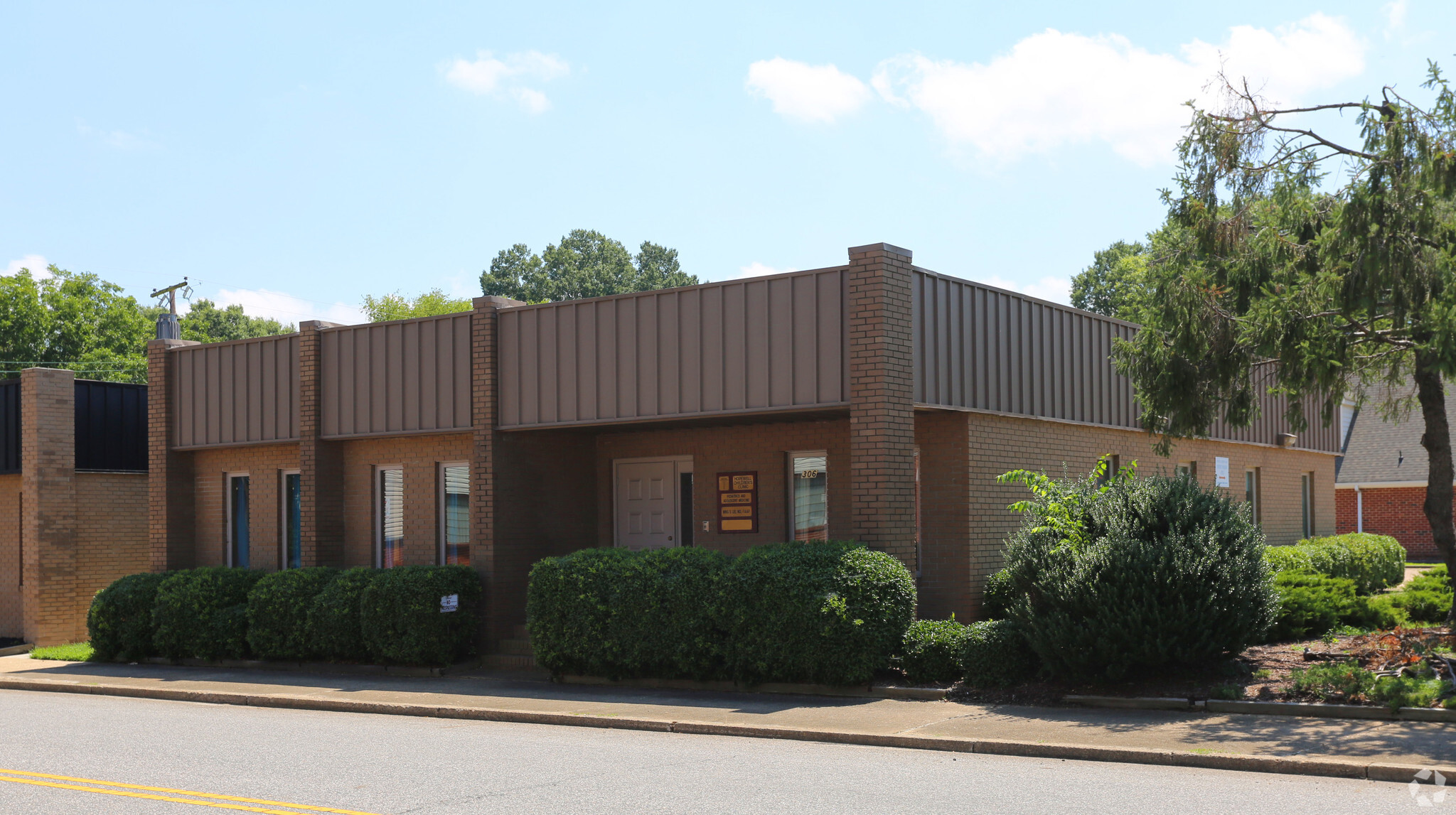 306 W Broadway Ave, Hopewell, VA for sale Primary Photo- Image 1 of 1