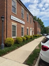10503-10529 Braddock Rd, Fairfax, VA for lease Building Photo- Image 1 of 16