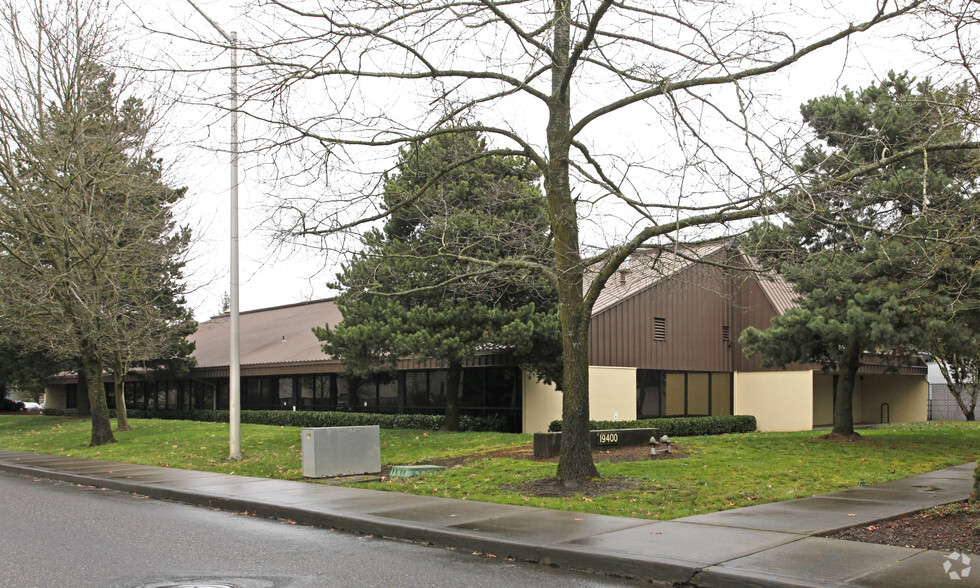 19400 SW Teton Ave, Tualatin, OR à louer - Photo principale - Image 1 de 2