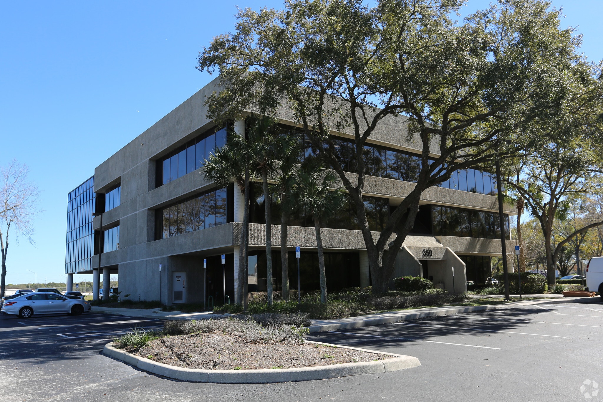 350 N Lake Destiny Dr, Maitland, FL for lease Building Photo- Image 1 of 6