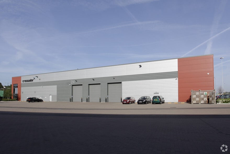 24 Quadrant Ct, Greenhithe à louer - Photo du bâtiment - Image 3 de 4