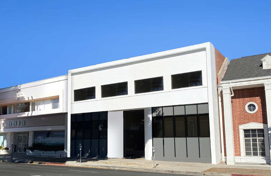 8909 W Olympic Blvd, Beverly Hills, CA à louer - Photo du bâtiment - Image 1 de 2
