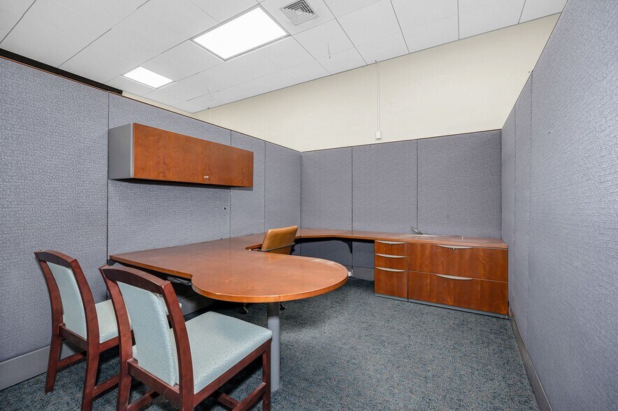 50 Central St, Lowell, MA for lease - Interior Photo - Image 3 of 11