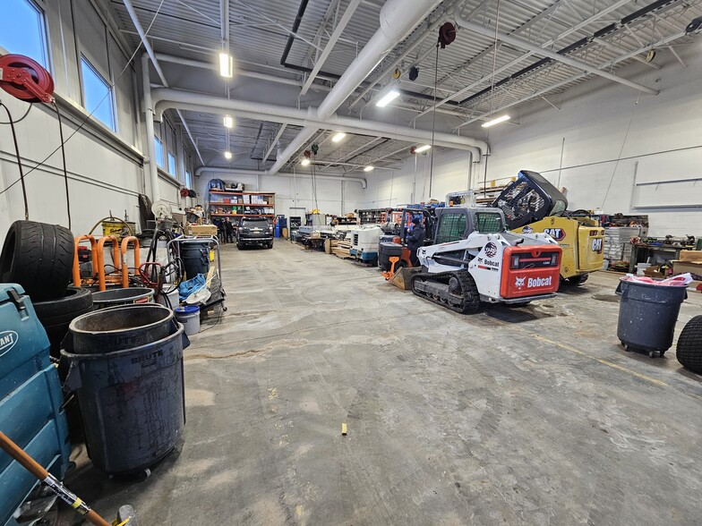 105 McLaughlin Rd, Rochester, NY for lease - Interior Photo - Image 3 of 4