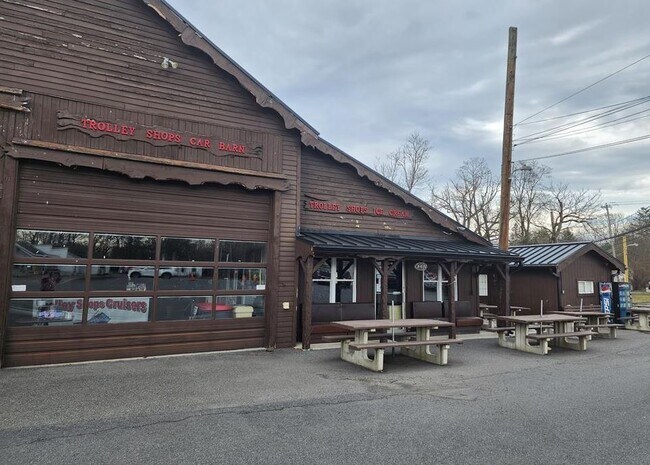 Plus de détails pour 255 E Central Ave, Bangor, PA - Commerce de détail à vendre