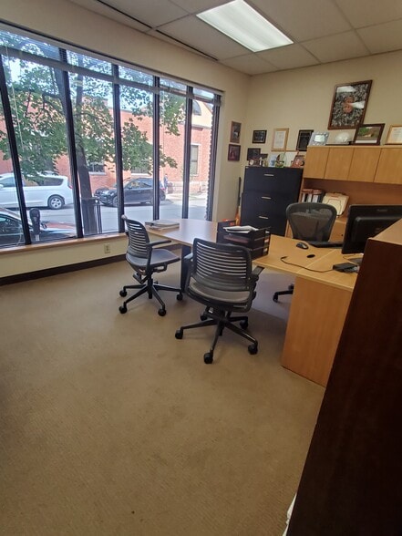 186-188 N Water St, Rochester, NY for lease - Interior Photo - Image 2 of 6
