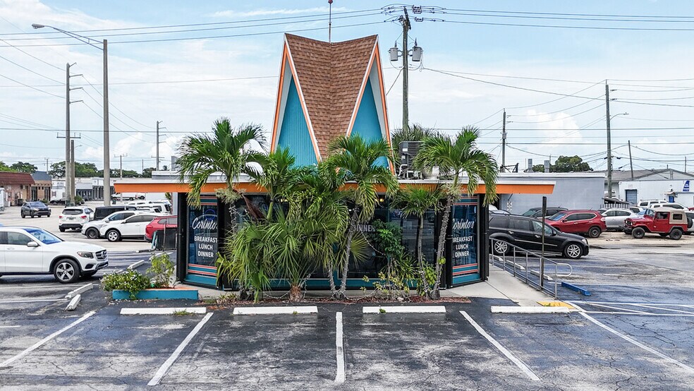 4390 N Dixie Hwy, Oakland Park, FL à vendre - Photo du bâtiment - Image 2 de 7