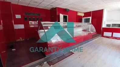 Retail in Cáceres, Cáceres for lease Interior Photo- Image 1 of 3