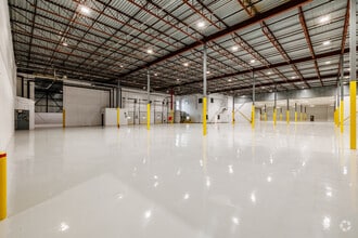 1660-1700 Boul Hymus, Dorval, QC for sale Interior Photo- Image 1 of 10