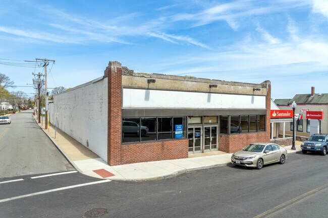 More details for 85 Centre St, Middleboro, MA - Office/Retail for Lease