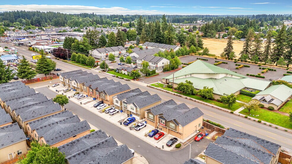 9700-9816 NE 76th Way, Vancouver, WA à vendre - Photo du bâtiment - Image 2 de 38