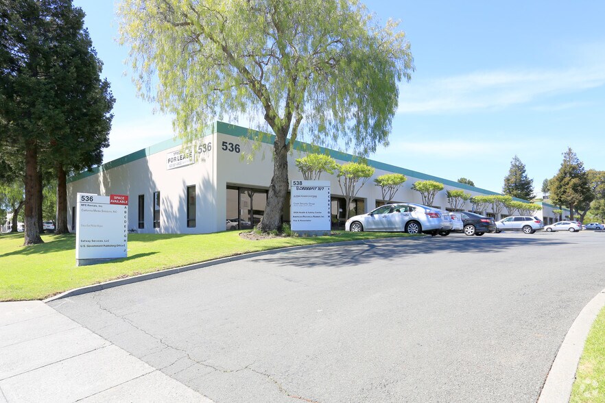 538 Stone Rd, Benicia, CA for lease - Building Photo - Image 3 of 8