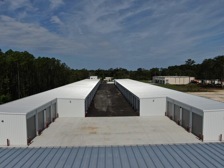 11691 Industry Dr, Jacksonville, FL for lease - Building Photo - Image 3 of 15