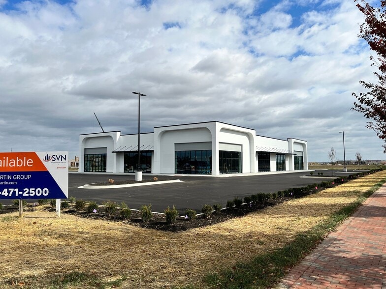 1223 Hirschland Rd, Evansville, IN for lease - Building Photo - Image 2 of 10