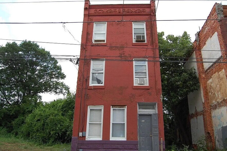 2226 N 21st St, Philadelphia, PA à vendre - Photo du bâtiment - Image 2 de 2