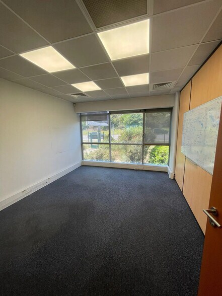 Avenue Du Marin Blanc, Aubagne à louer - Photo intérieure - Image 3 de 8