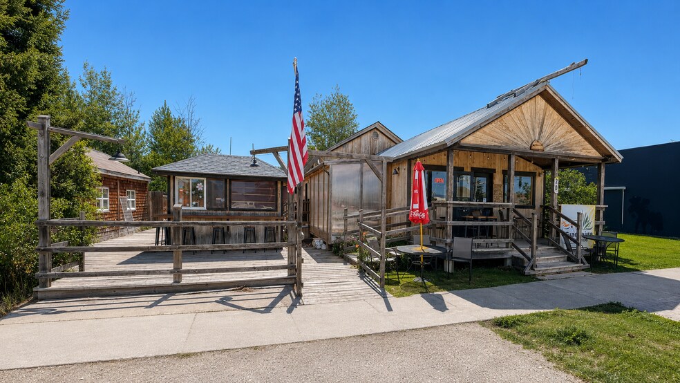 20 N Main St, Victor, ID for lease - Building Photo - Image 2 of 21