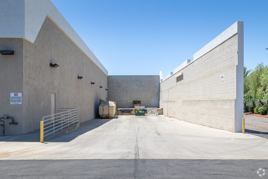 39845 Alta Murrieta Dr, Murrieta, CA for sale - Building Photo - Image 2 of 6