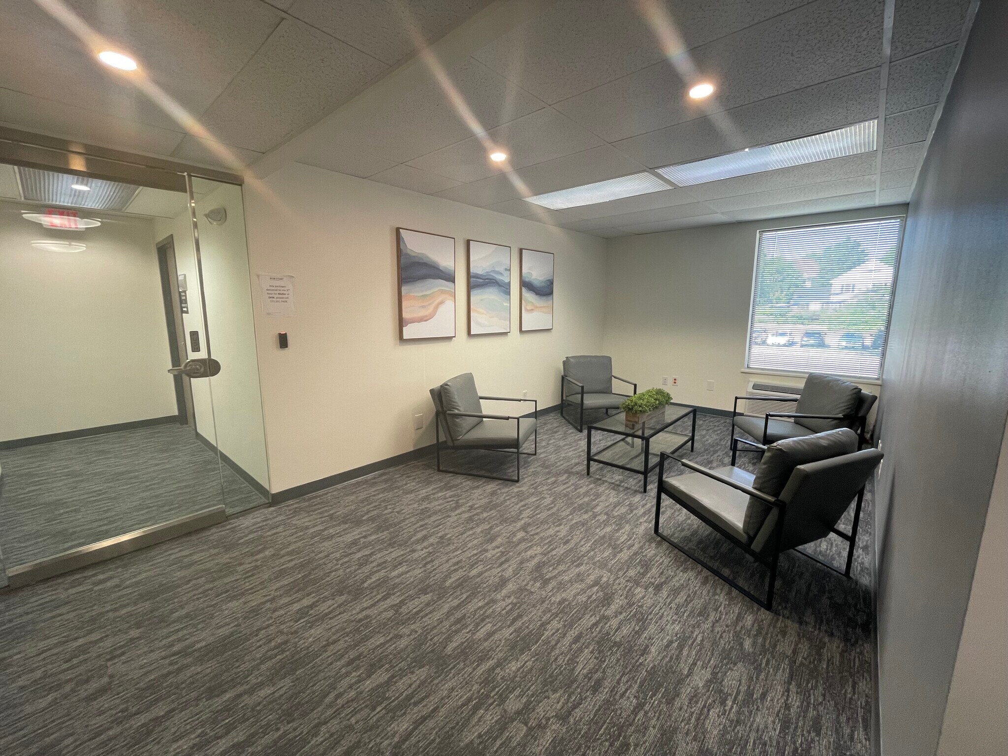 400 N Washington St, Falls Church, VA for lease Interior Photo- Image 1 of 6