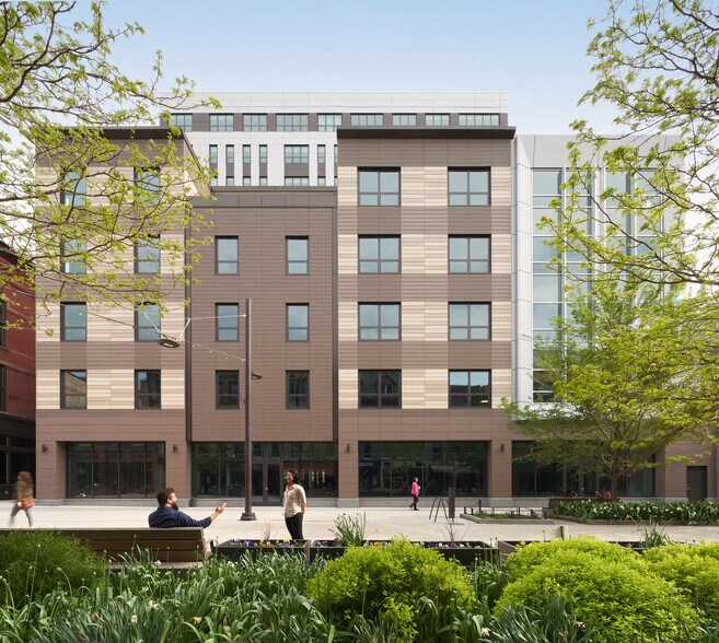 125 E State St, Ithaca, NY à louer - Photo du bâtiment - Image 2 de 5