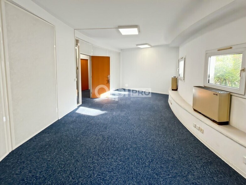 Bureau dans Marseille à louer - Photo intérieure - Image 2 de 9