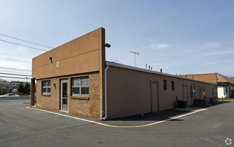 1025 Route 35, Ocean, NJ à vendre - Photo du bâtiment - Image 3 de 5