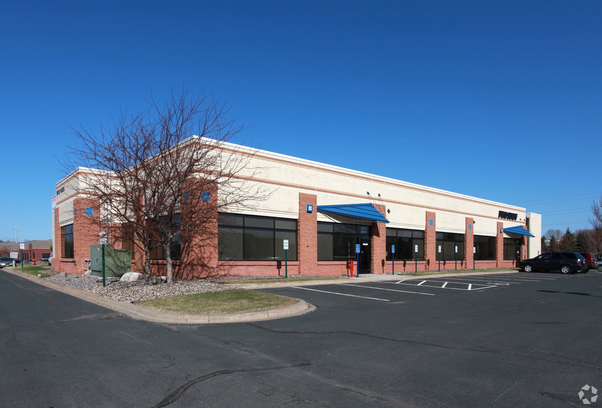 18902-18926 Lake Dr E, Chanhassen, MN for lease Building Photo- Image 1 of 6