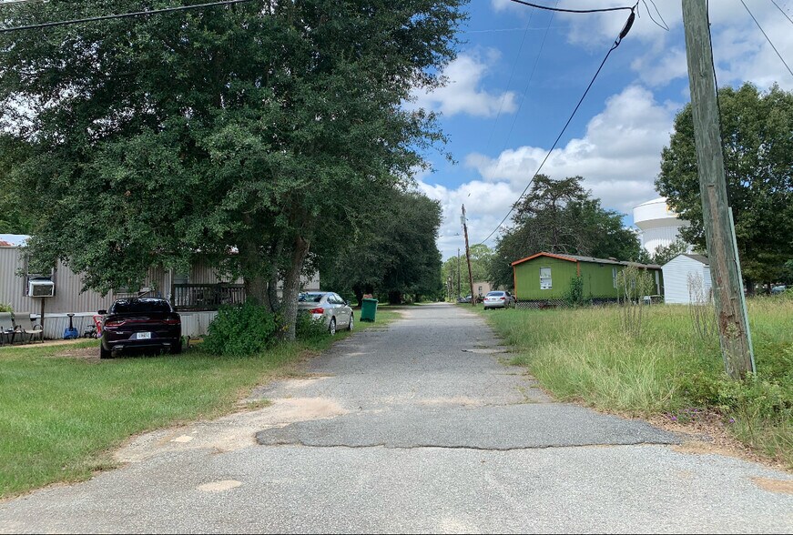 2000 Clark Ave, Albany, GA à vendre - Photo du bâtiment - Image 2 de 5