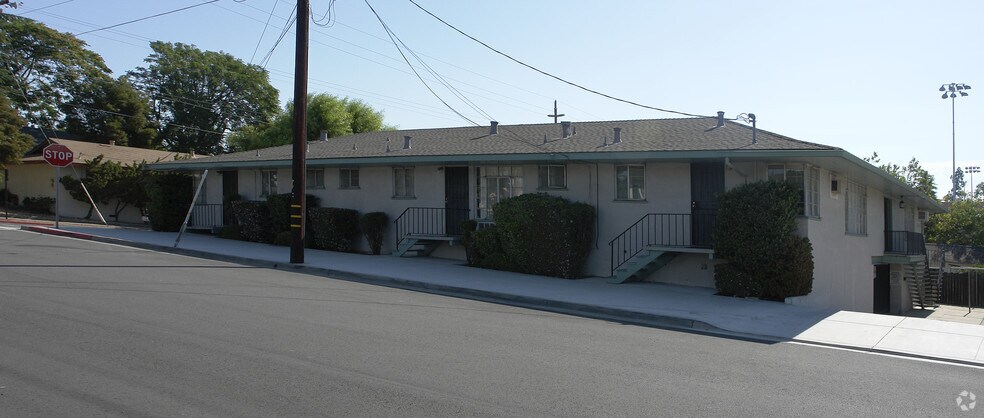 123 W 10th St, Antioch, CA à vendre - Photo du bâtiment - Image 2 de 2