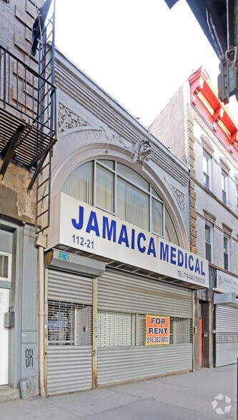 112-21 Jamaica Ave, Richmond Hill, NY à vendre - Photo principale - Image 1 de 16