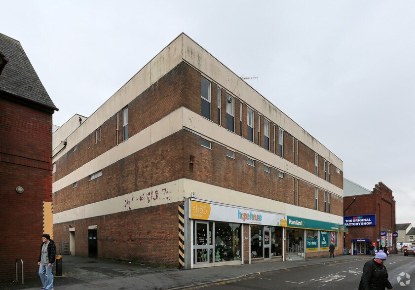 8-10 Cross St, Oswestry à louer - Photo du bâtiment - Image 3 de 4