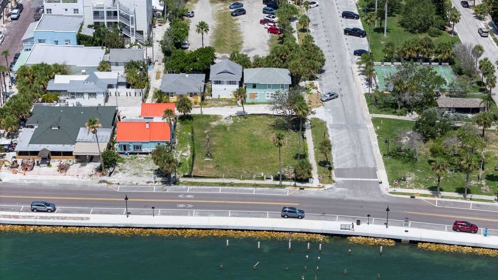 808 Pass a Grille Way, St Pete Beach, FL for sale - Aerial - Image 3 of 5