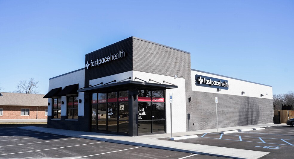 815 N Lincoln Rd, Rockville, IN for lease - Building Photo - Image 2 of 7