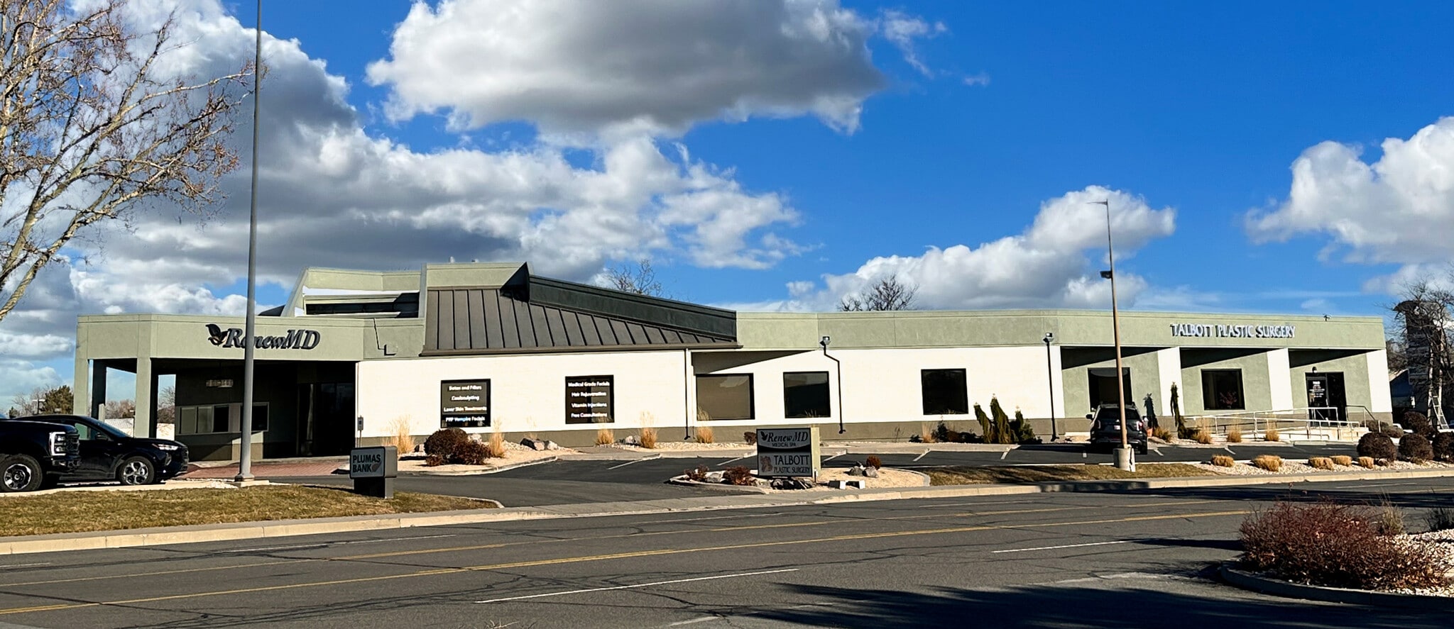 5060 Meadowood Mall Cir, Reno, NV for sale Primary Photo- Image 1 of 10