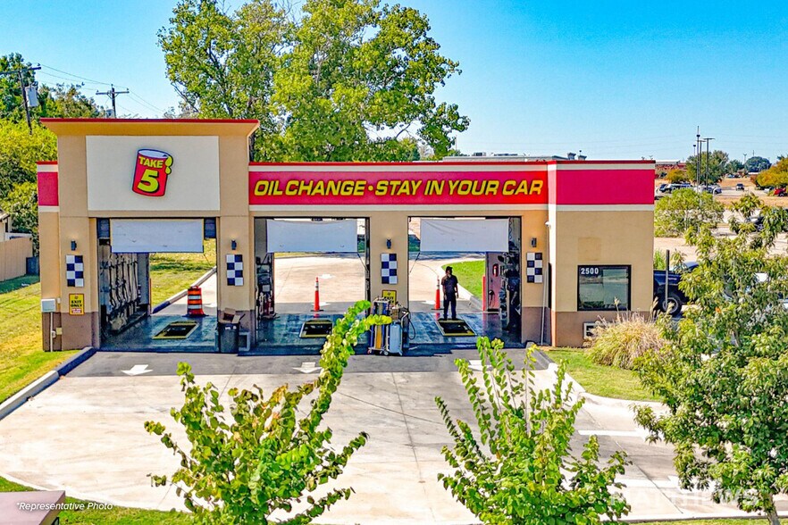 232 Grant Ave, Auburn, NY à vendre - Photo principale - Image 1 de 4