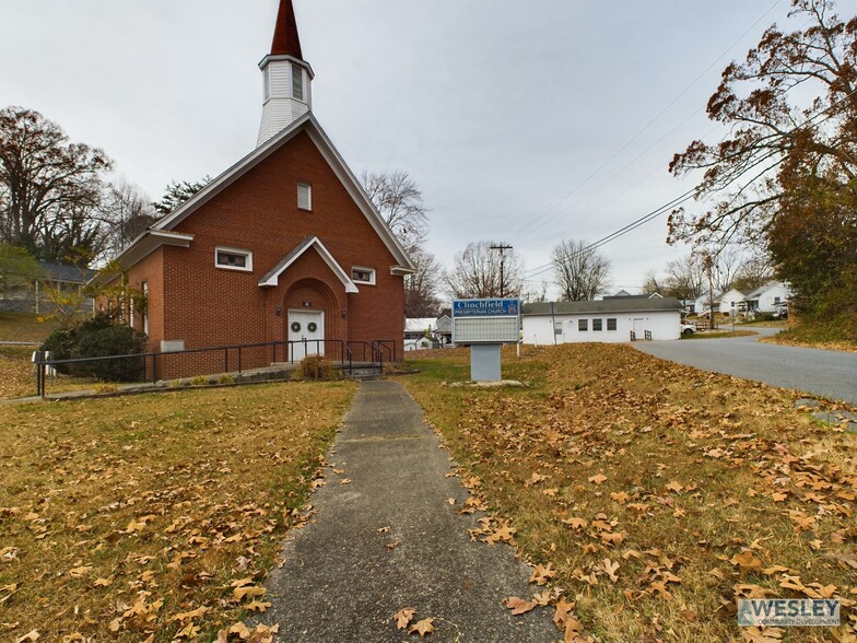 45 Seventh St, Marion, NC à vendre - Photo principale - Image 1 de 1