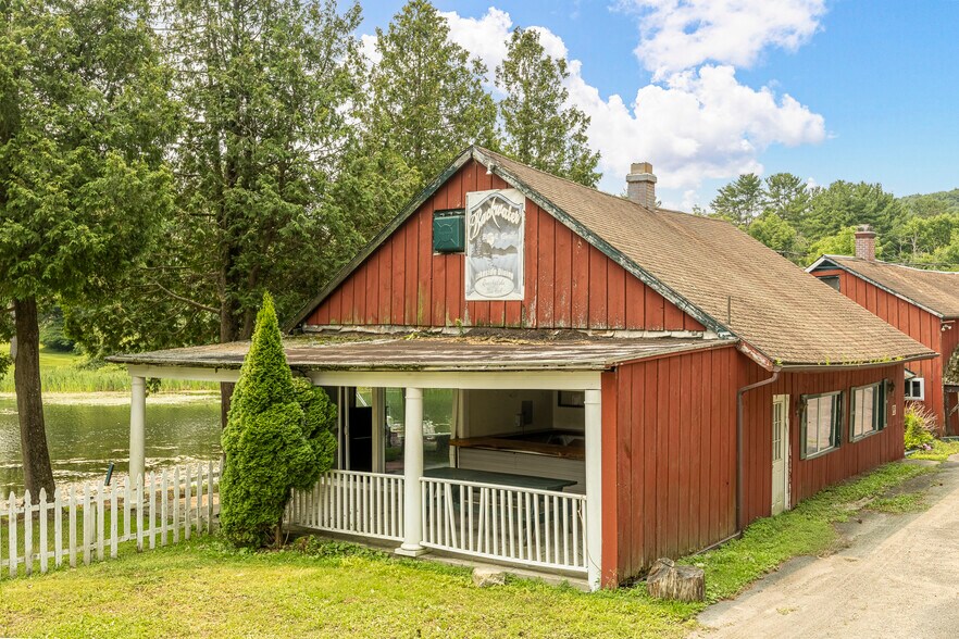 42 Queechy Lake Dr, Canaan, NY à vendre - Photo du bâtiment - Image 1 de 25