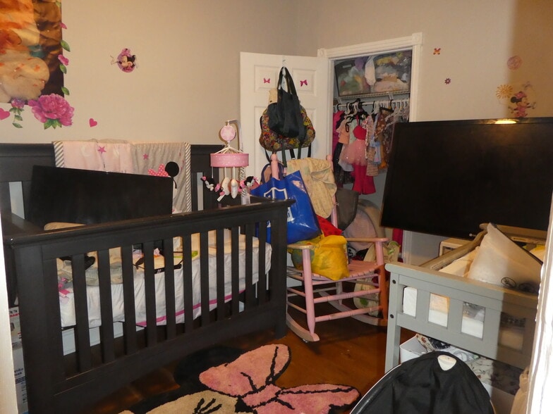 Superior Rental Portfolio Philadelphia portfolio of 7 properties for sale on LoopNet.ca - Building Photo - Image 3 of 71