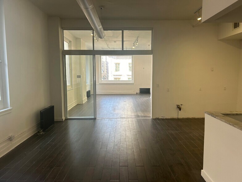 251-253 Fifth Ave, New York, NY à louer - Photo intérieure - Image 2 de 8