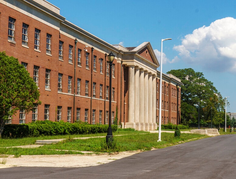 2235 Anvil Block Rd, Forest Park, GA à vendre - Photo du bâtiment - Image 3 de 6