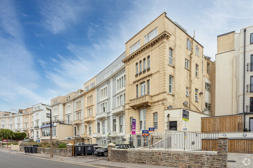 Manila Cres, Weston Super Mare for sale - Building Photo - Image 3 of 4