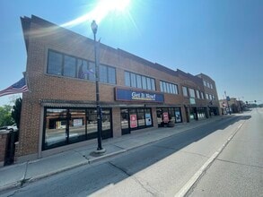 1270 Main St, Green Bay, WI for lease Building Photo- Image 2 of 22
