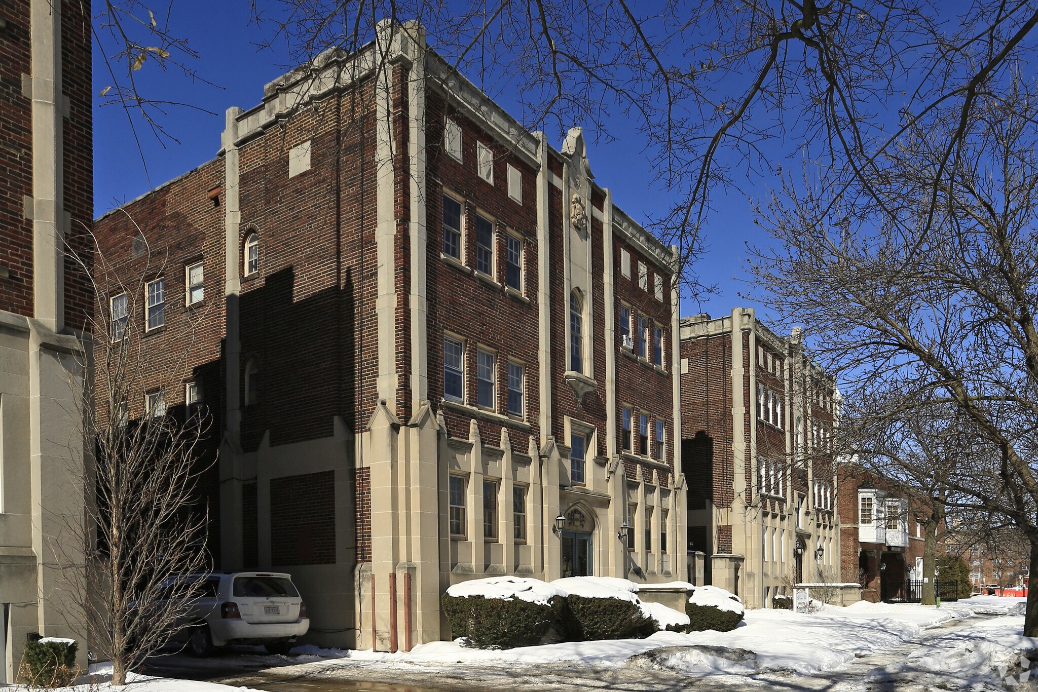 2622 N Moreland Blvd, Cleveland, OH à vendre Photo principale- Image 1 de 8