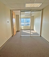 755-775 Baywood Dr, Petaluma, CA à louer Photo intérieure- Image 2 de 3