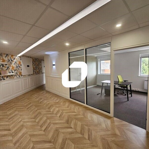 Office in Meudon for sale - Interior Photo - Image 1 of 11