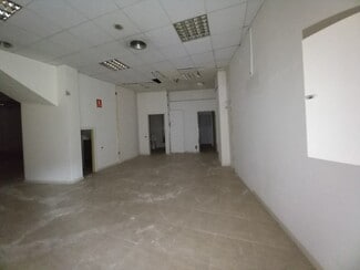 Plus de détails pour Multi-résidentiel à vendre