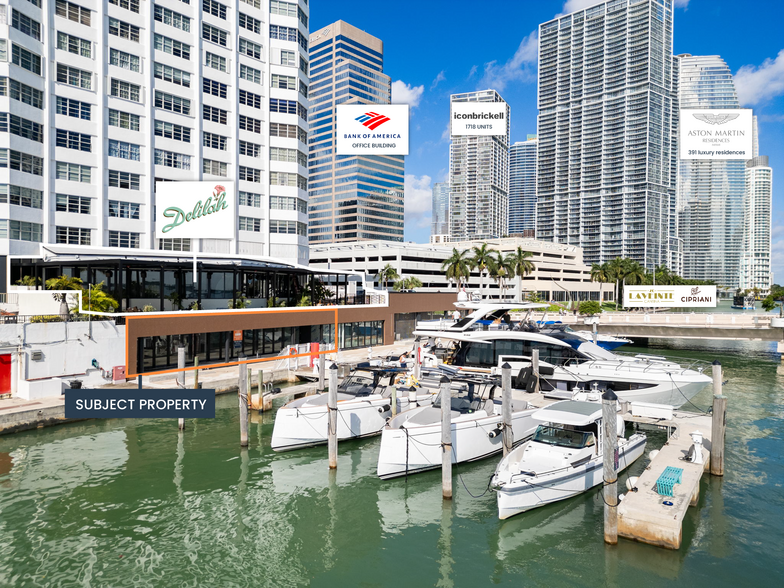 801 Brickell Bay Dr, Miami, FL for lease - Building Photo - Image 1 of 20