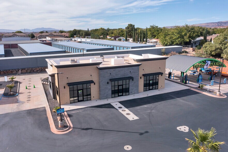 147 Washington Pkwy, Washington, UT à louer - Photo du bâtiment - Image 3 de 9