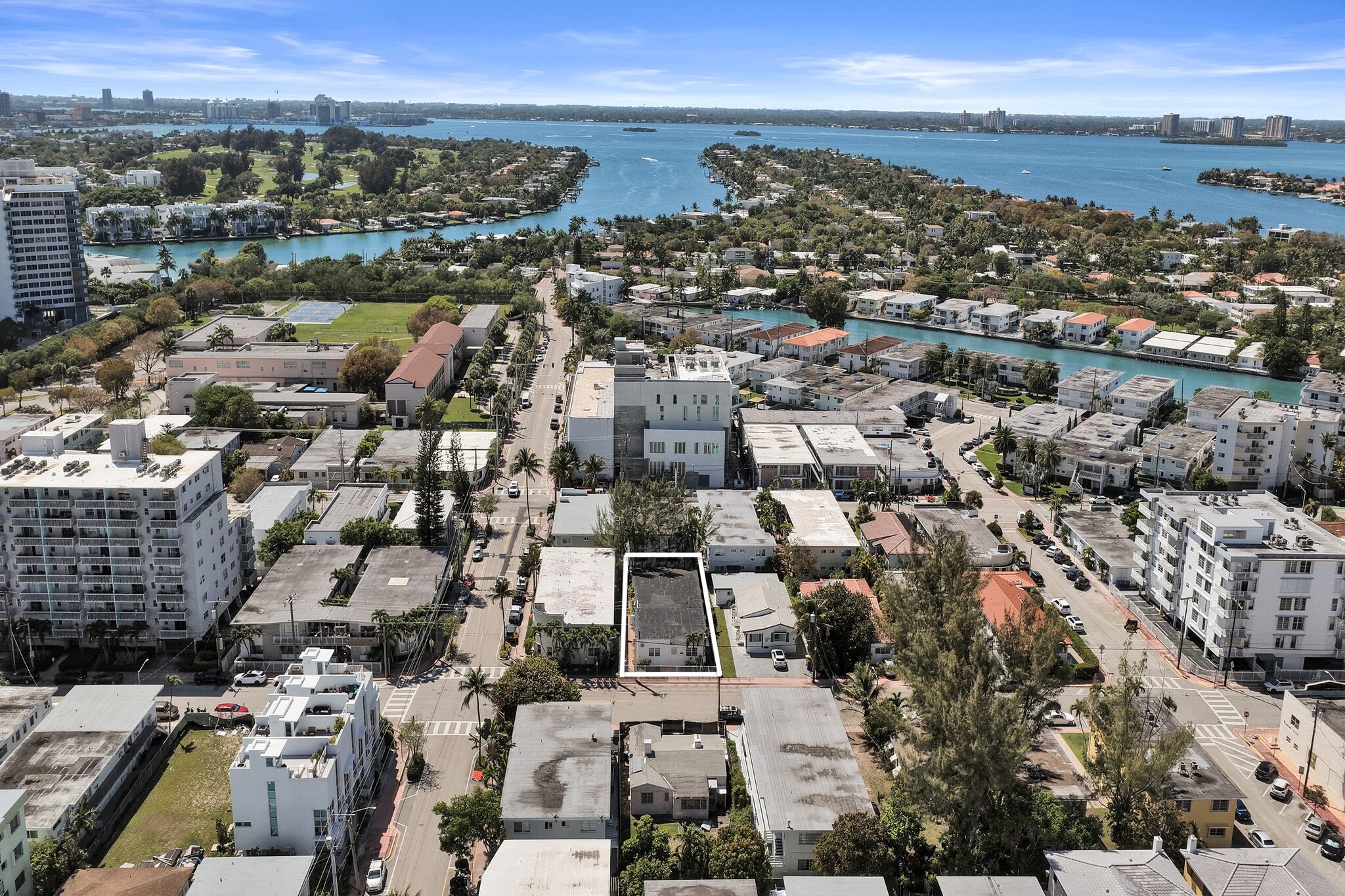 7710 Carlyle Ave, Miami Beach, FL for sale Primary Photo- Image 1 of 14